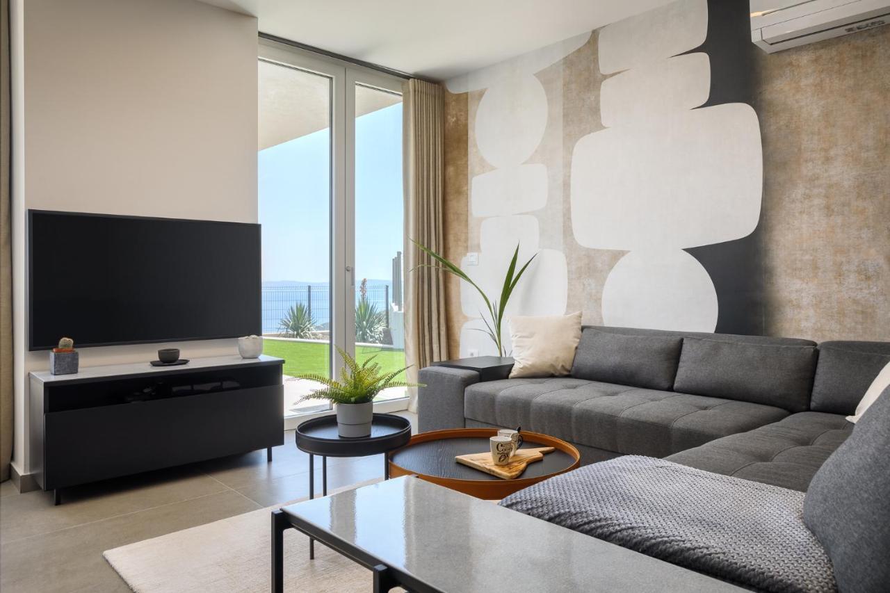 Royal Hilltop Residence Labin  Exterior foto